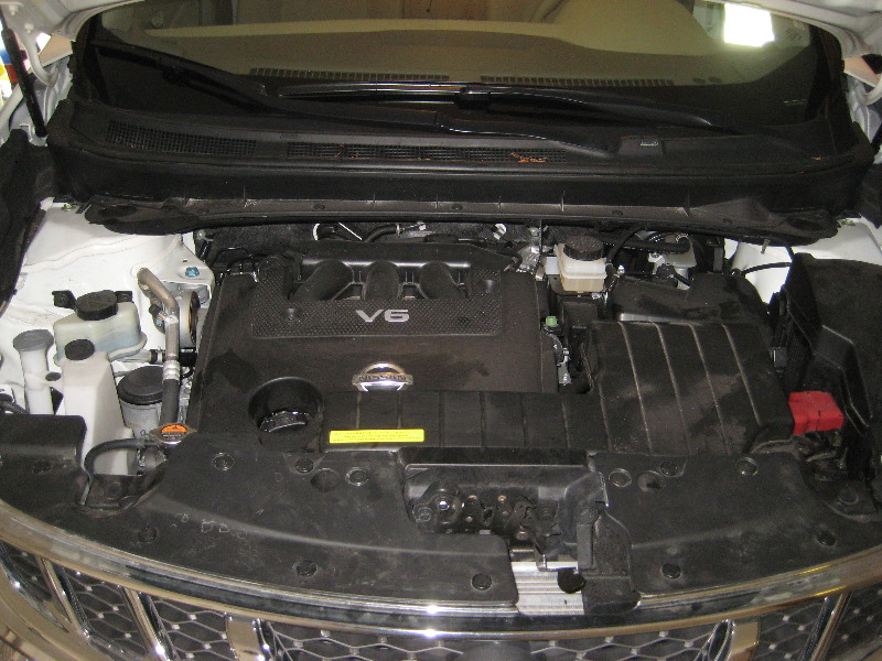 Nissan-Murano-VQ35DE-V6-Engine-Oil-Change-Guide-001