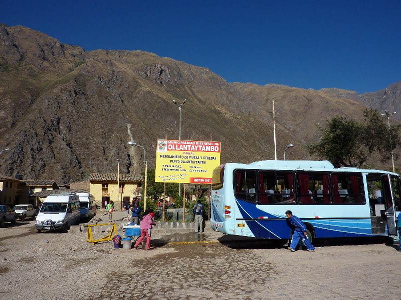 Ollantaytambo-Town-Sacred-Valley-Peru-027