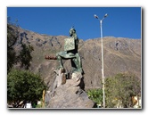 Ollantaytambo-Town-Sacred-Valley-Peru-023