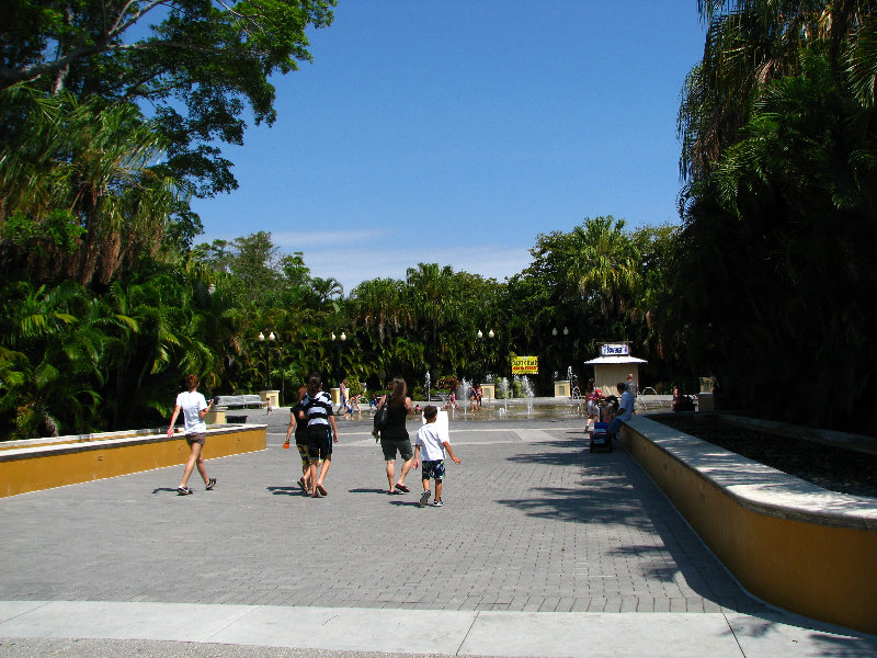 Palm-Beach-Zoo-At-Dreher-Park-001