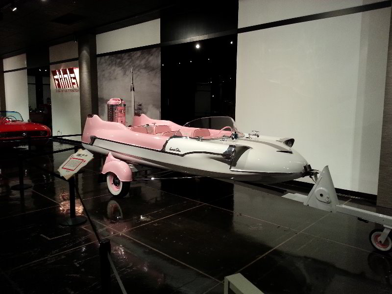 Petersen-Automotive-Museum-Los-Angeles-CA-031