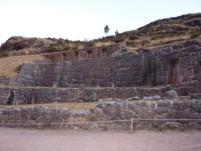 Puca-Pucara-Red-Fort-Incan-Ruins-Cusco-Peru-021