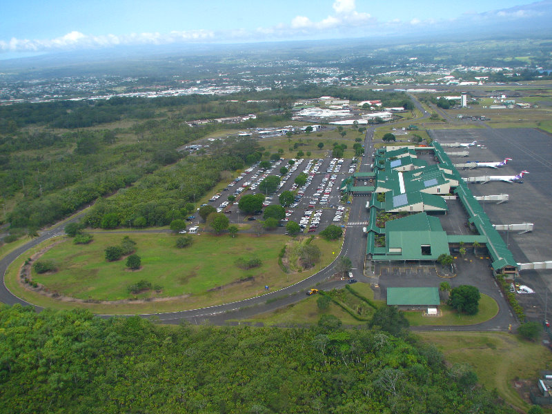 Safari-Helicopter-Tours-Volcanic-Lava-Waterfalls-Hilo-Big-Island-Hawaii-006
