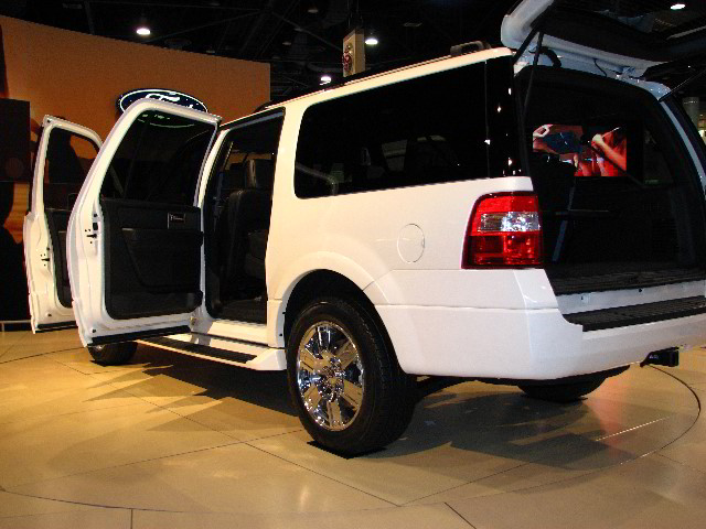 Ford-2007-Vehicle-Models-017