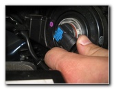 Subaru-Forester-Headlight-Bulbs-Replacement-Guide-006