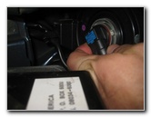 Subaru-Forester-Headlight-Bulbs-Replacement-Guide-010
