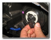 Subaru-Forester-Headlight-Bulbs-Replacement-Guide-017