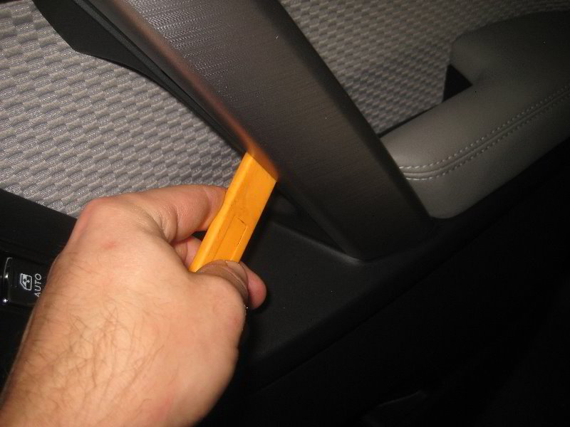Subaru-Forester-Interior-Door-Panel-Removal-Guide-008
