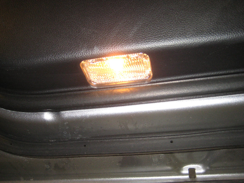 Subaru-Outback-Door-Panel-Courtesy-Step-Light-Bulb-Replacement-Guide-001