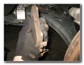 Subaru-Outback-Front-Brake-Pads-Replacement-Guide-015