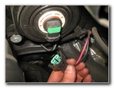 Subaru-Outback-Headlight-Bulbs-Replacement-Guide-005