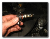 Subaru-Outback-Headlight-Bulbs-Replacement-Guide-017