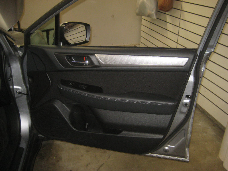Subaru-Outback-Interior-Door-Panel-Removal-Speaker-Upgrade-Guide-001