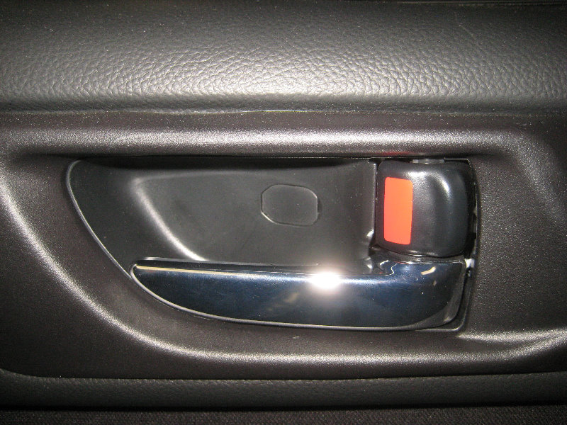 Subaru-Outback-Interior-Door-Panel-Removal-Speaker-Upgrade-Guide-002