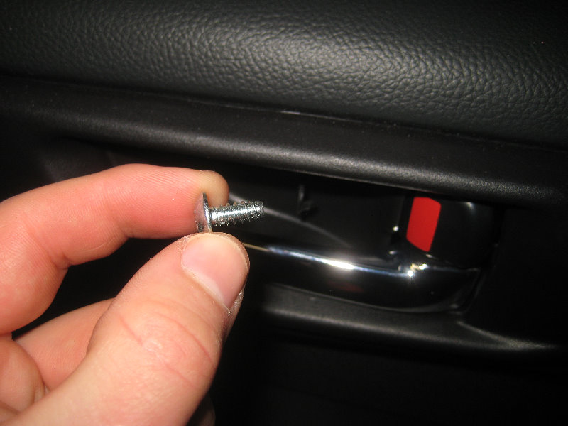 Subaru-Outback-Interior-Door-Panel-Removal-Speaker-Upgrade-Guide-008