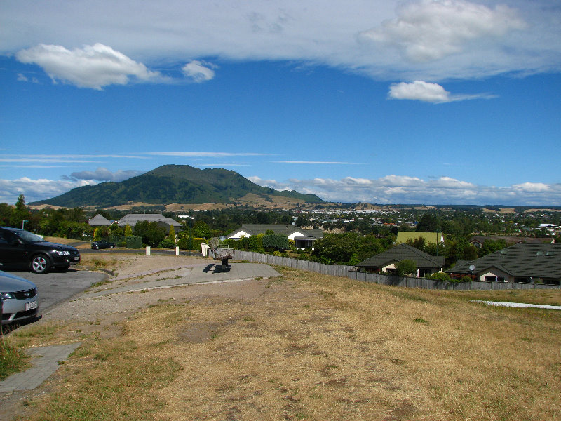 Taupo-Town-Waikato-Region-North-Island-New-Zealand-004