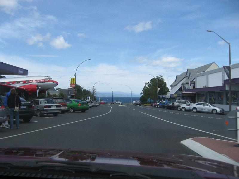 Taupo-Town-Waikato-Region-North-Island-New-Zealand-077