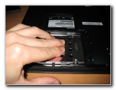 Toshiba-L455-Laptop-Hard-Drive-RAM-Upgrade-Guide-028