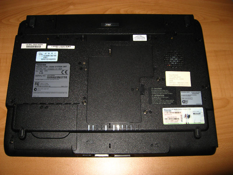 Toshiba-A105-Laptop-HDD-RAM-Upgrade-007