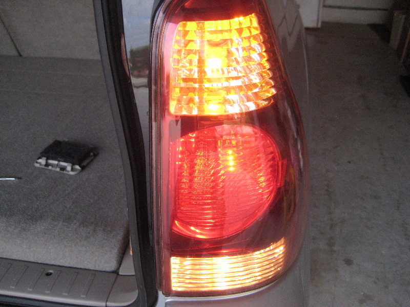 Toyota-4Runner-Tail-Light-Bulbs-Replacement-Guide-014