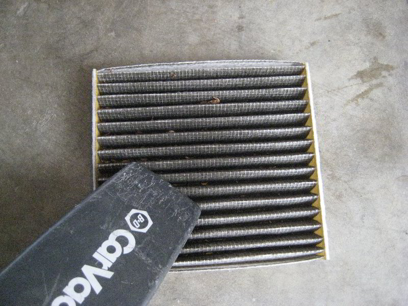 Toyota-Highlander-Cabin-Air-Filter-Replacement-Guide-019