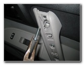Toyota-Highlander-Interior-Door-Panel-Removal-Guide-011