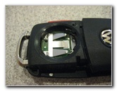 VW-Beetle-Key-Fob-Battery-Replacement-Guide-011