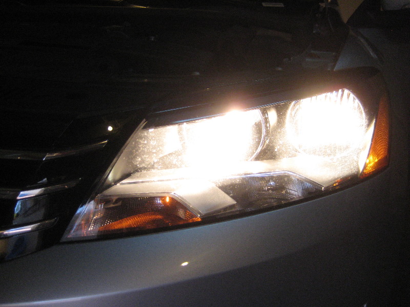 2012-2015-VW-Passat-Headlight-Bulbs-Replacement-Guide-060