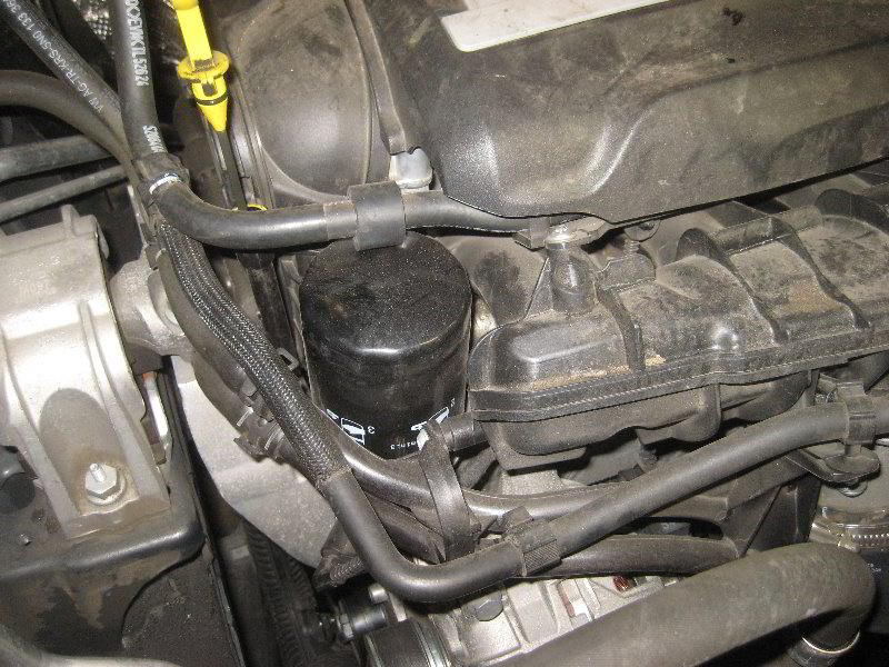 VW-Tiguan-Engine-Oil-Change-Guide-024